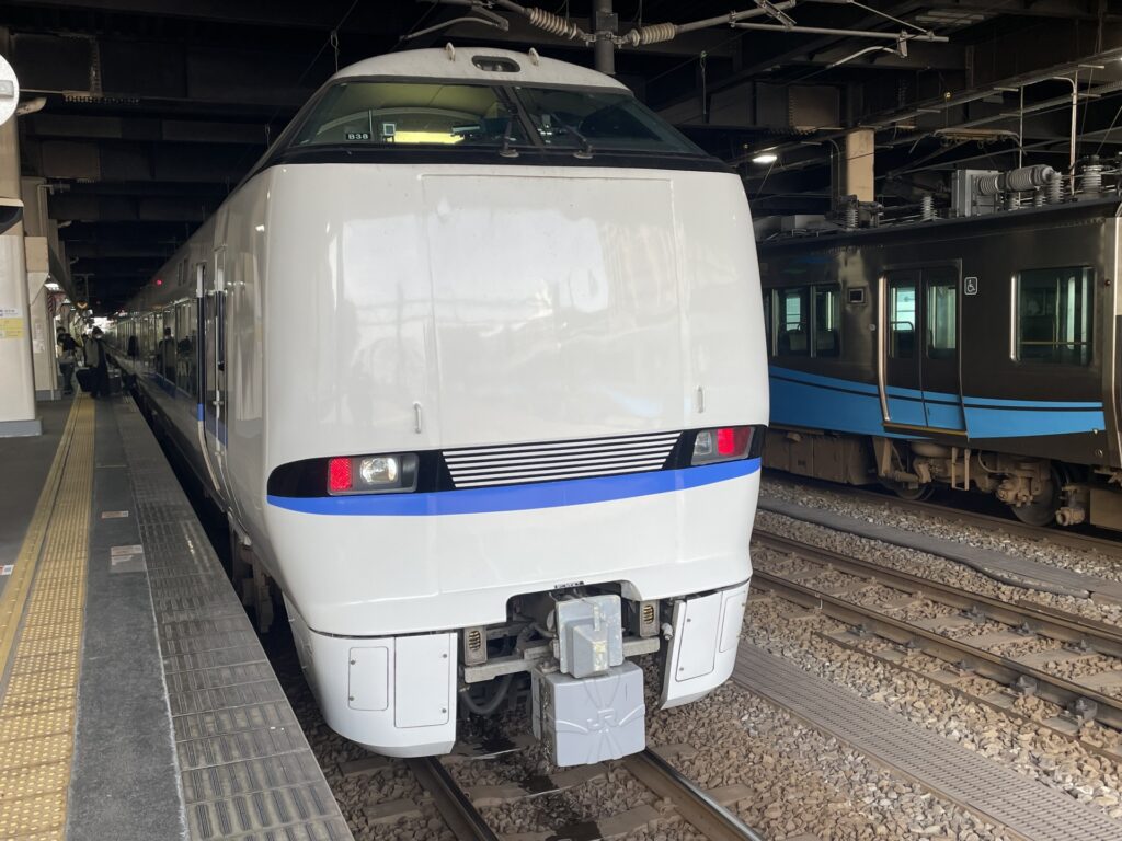 特急サンダーバード