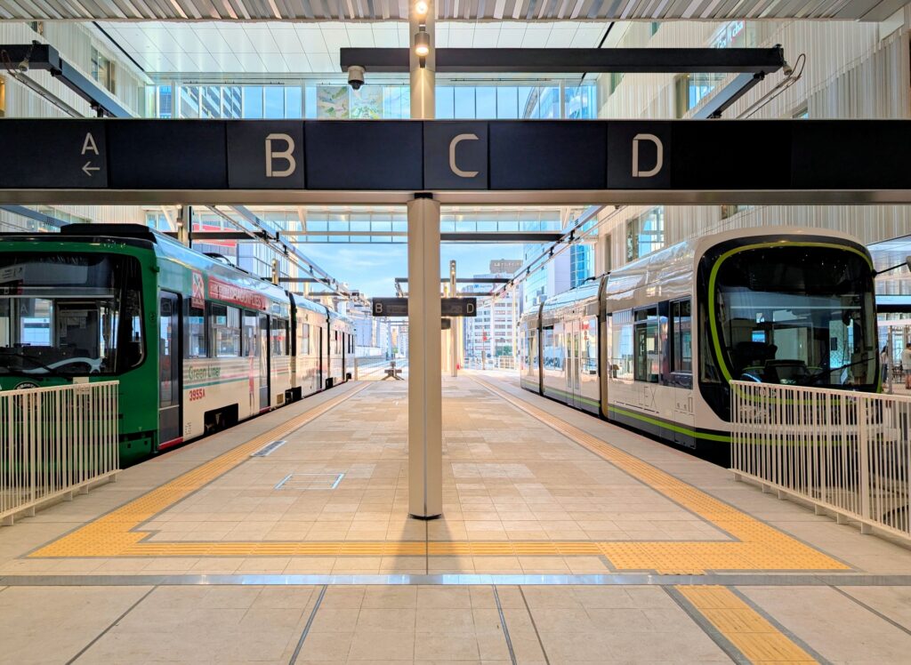 広島駅路面電車ホームの外観